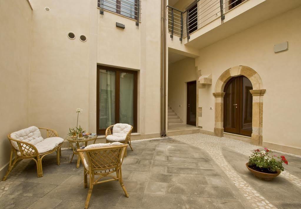 Apartment Kyanos Syracuse